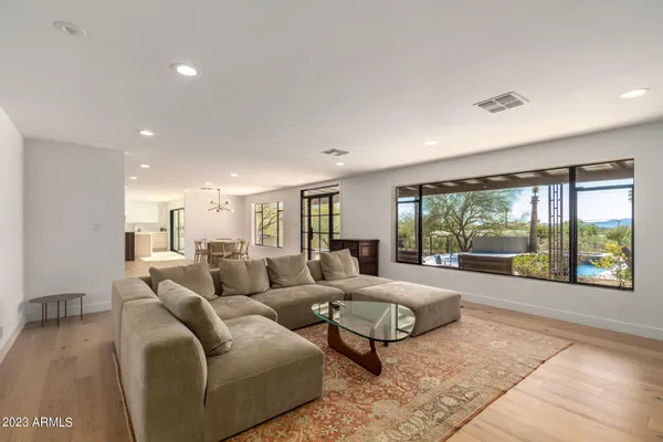 $20,000 | 5222 North Saddle Rock Drive, Phoenix, AZ 85018