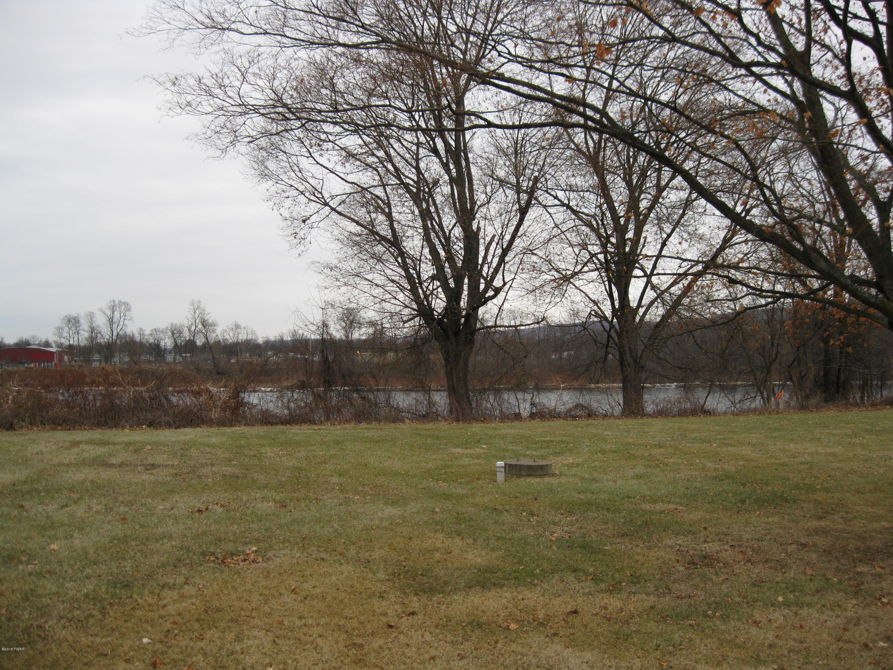17 1st Street, Unit 2 Matamoras, PA 18336 - Photo 3 of 10