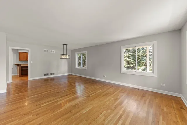 $3,700 | 10S160 Alma Lane, Naperville, IL 60564