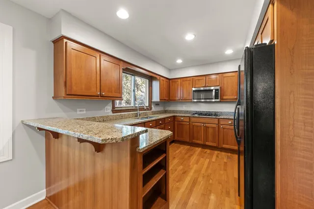 $3,700 | 10S160 Alma Lane, Naperville, IL 60564