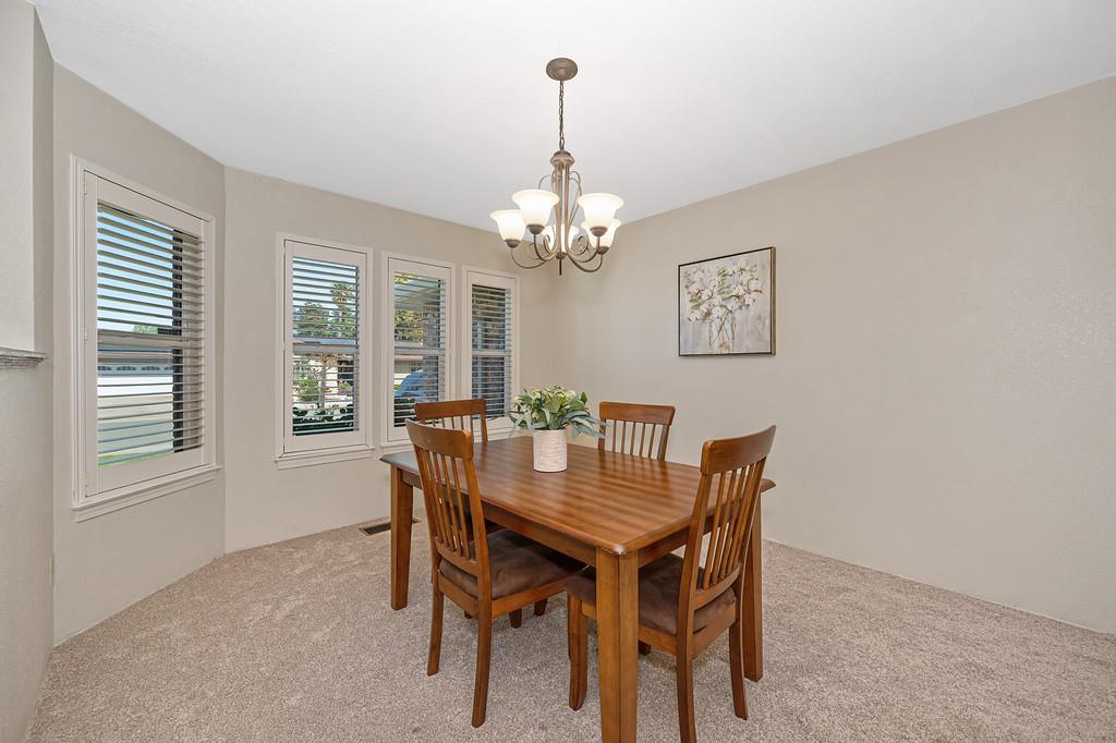 1124 Schauer Court Walnut Grove, CA 95690 - Photo 6 of 32