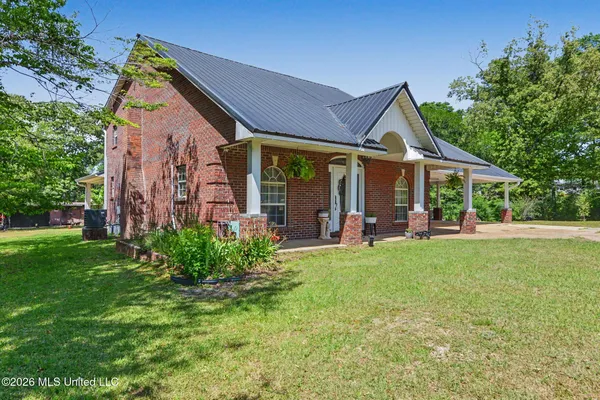 $390,000 | 2125 Fig Farm Road, Lucedale, MS 39452