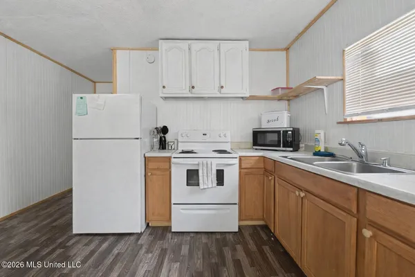 $390,000 | 2125 Fig Farm Road, Lucedale, MS 39452