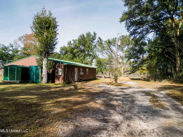 $390,000 | 2125 Fig Farm Road, Lucedale, MS 39452