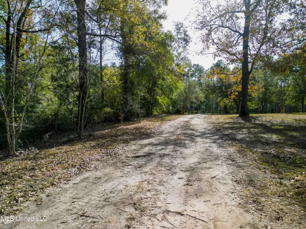 $390,000 | 2125 Fig Farm Road, Lucedale, MS 39452