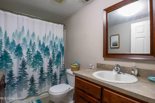 $430,000 | 2125 Fig Farm Road, Lucedale, MS 39452