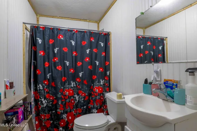 $430,000 | 2125 Fig Farm Road, Lucedale, MS 39452