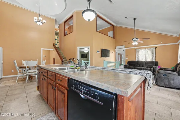 $390,000 | 2125 Fig Farm Road, Lucedale, MS 39452