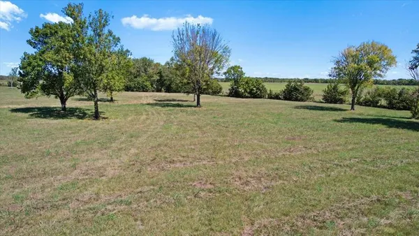 a view of outdoor space with garden view
