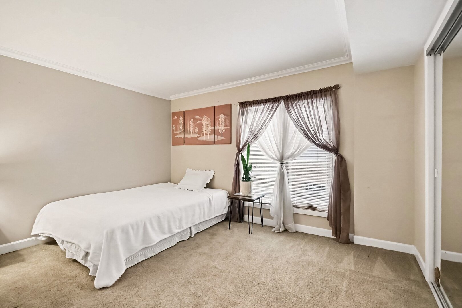 1815 Oakton Street, Unit 1A Park Ridge, IL 60068 - Photo 9 of 21 Gallery Image 9