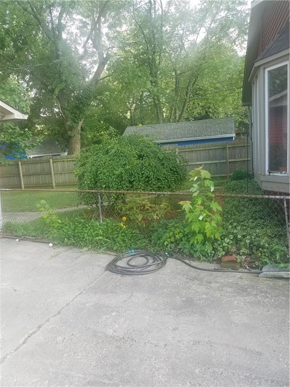 1315 North Post Road Indianapolis, IN 46229 - Photo 6 of 19 Gallery Image 6