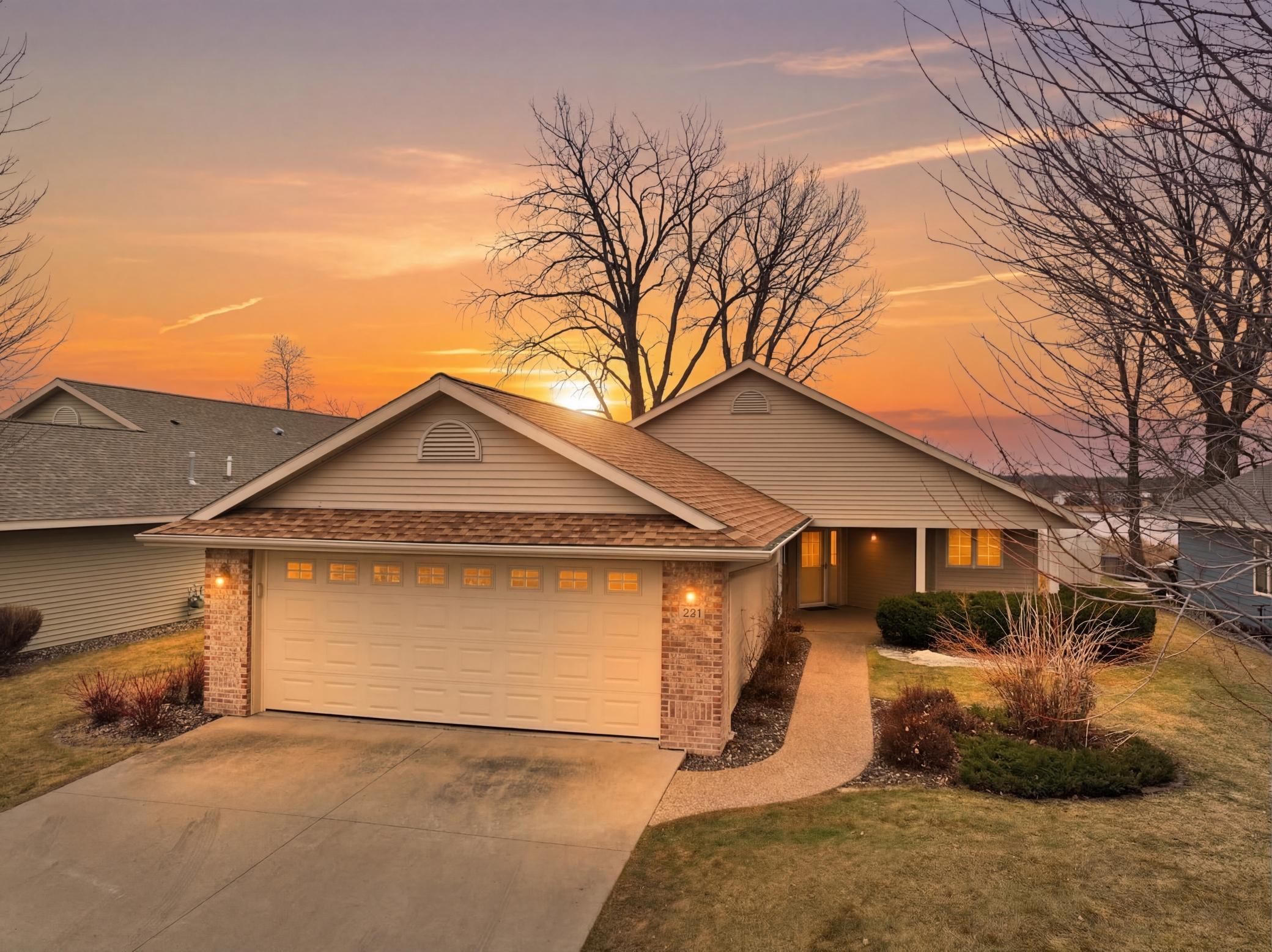 321 15th Avenue Northwest Willmar, MN 56201 - Photo 1 of 41