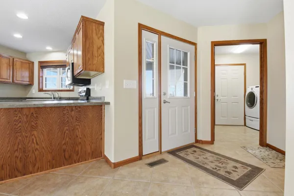 $339,900 | 321 15th Avenue Northwest, Willmar, MN 56201