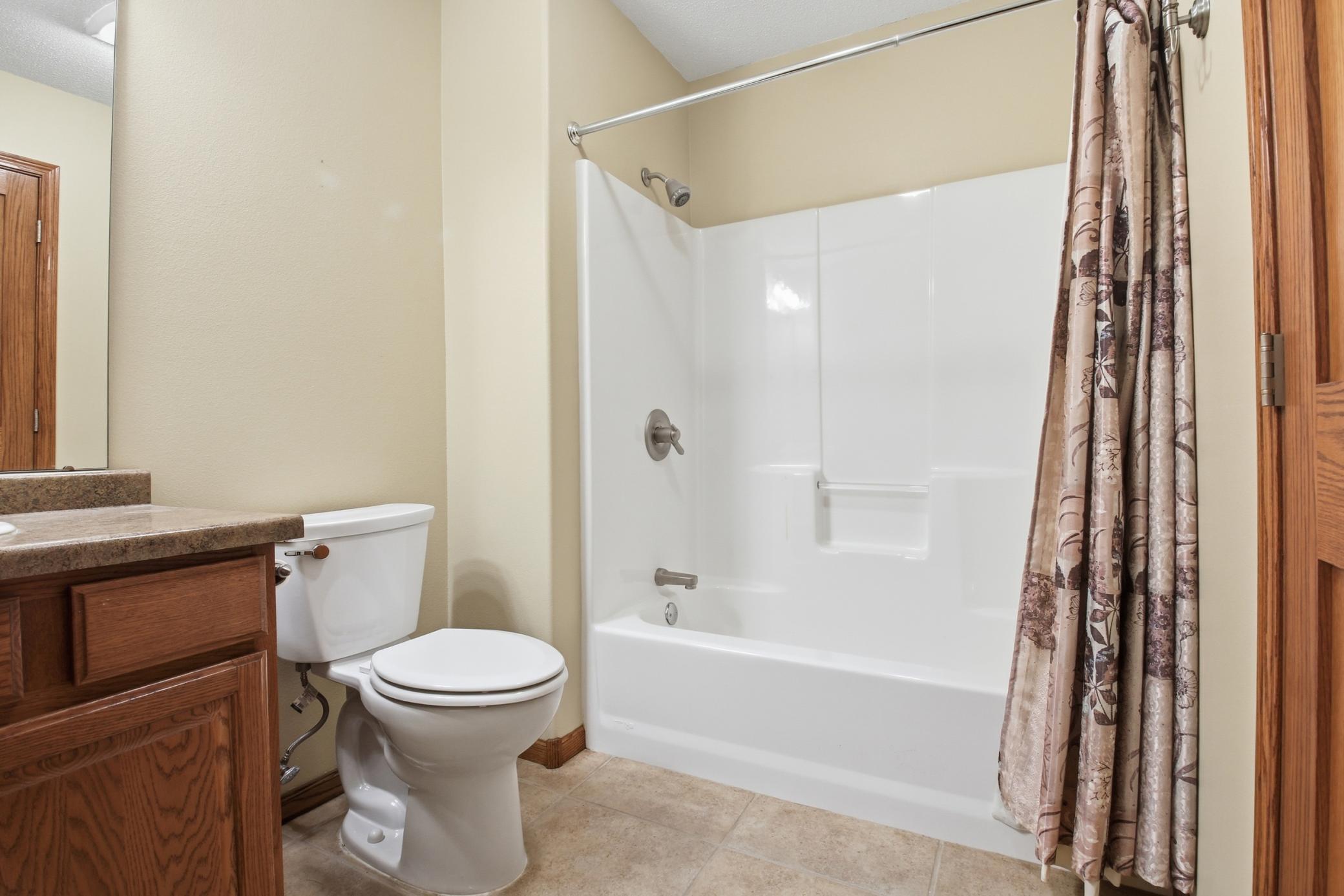 321 15th Avenue Northwest Willmar, MN 56201 - Photo 24 of 41