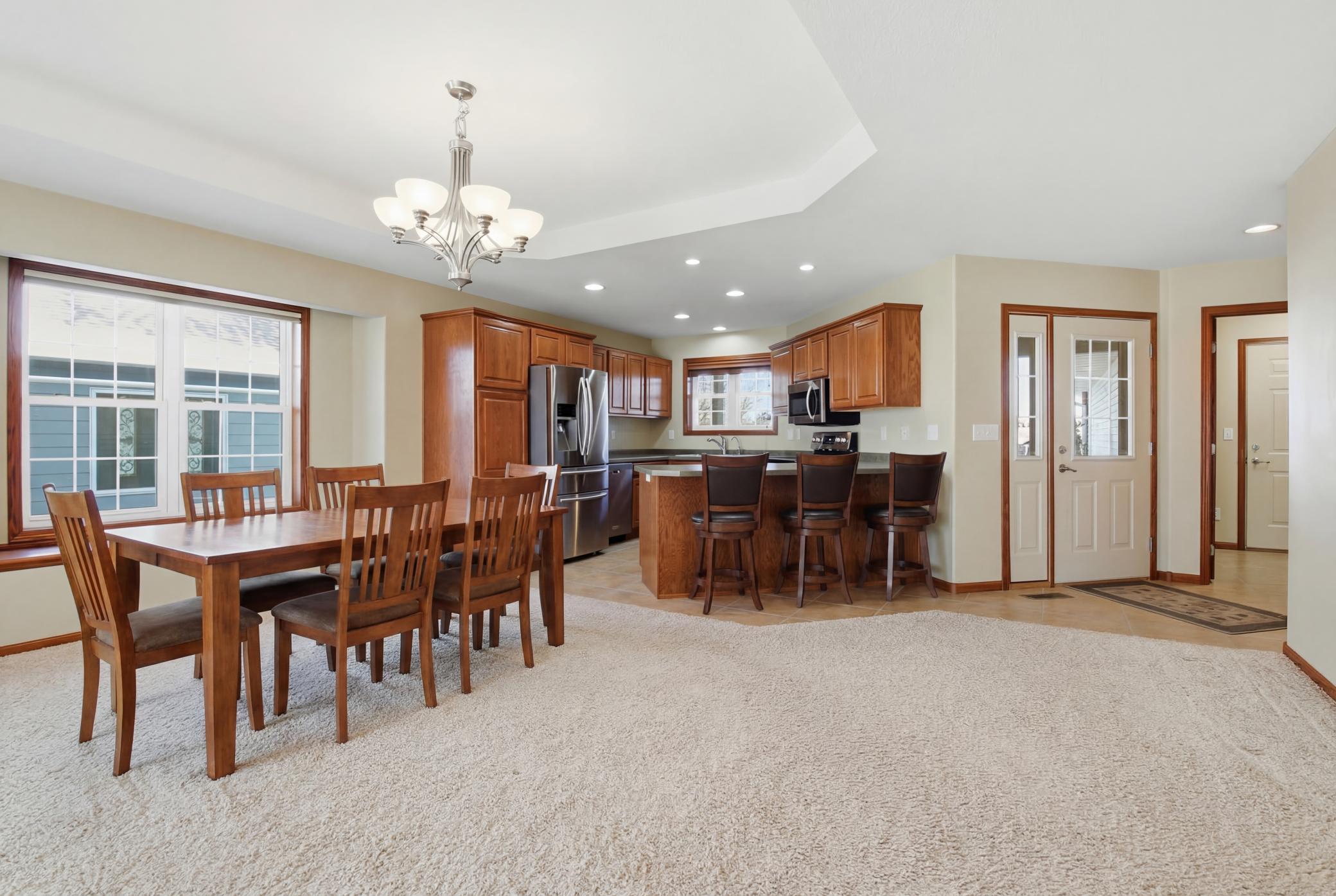 321 15th Avenue Northwest Willmar, MN 56201 - Photo 3 of 41