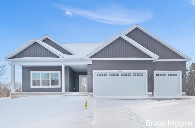 $649,000 | 8516 Warner Street, Allendale, MI 49401