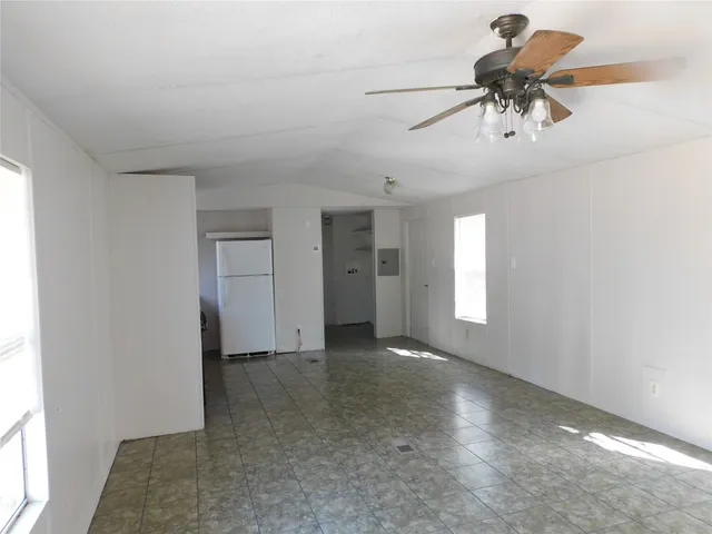 $1,200 | 136 Bullfrog Holler Road, Dale, TX 78616