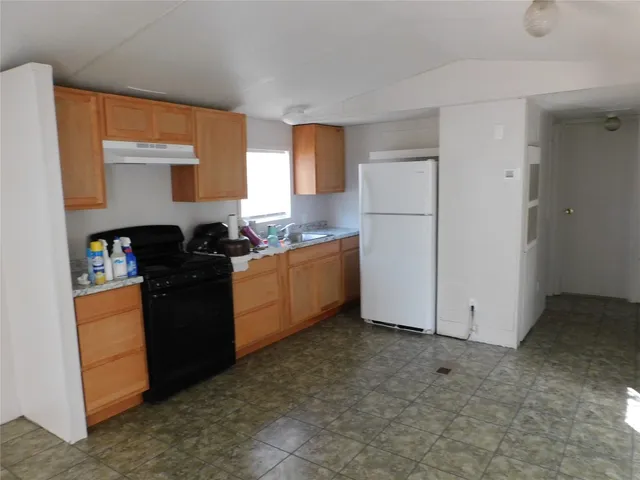 $1,200 | 136 Bullfrog Holler Road, Dale, TX 78616