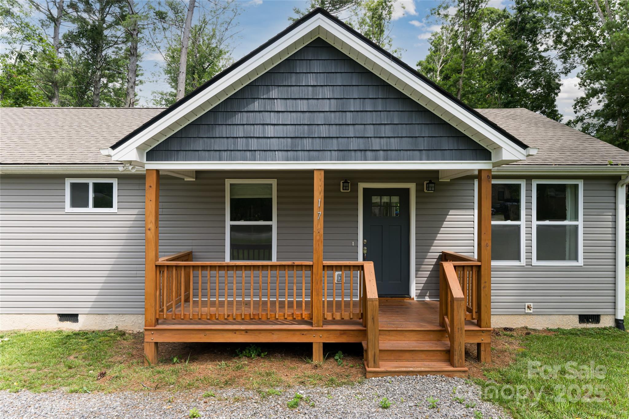 17 Fair Oaks Road Arden, NC 28704 - Photo 2 of 35 Gallery Image 2
