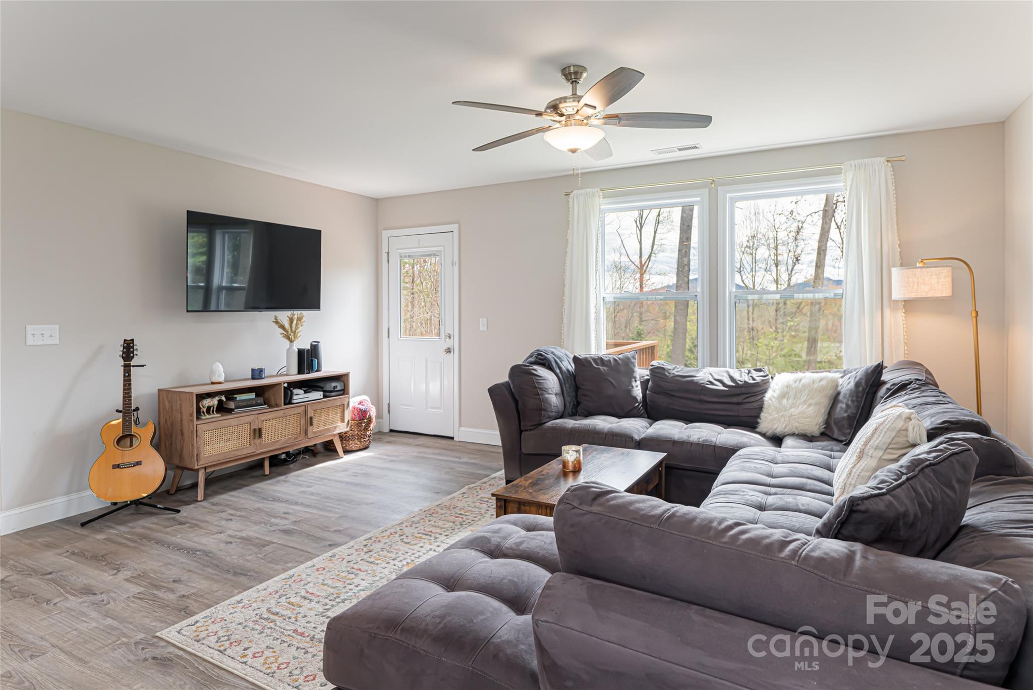 17 Fair Oaks Road Arden, NC 28704 - Photo 4 of 35 Gallery Image 4