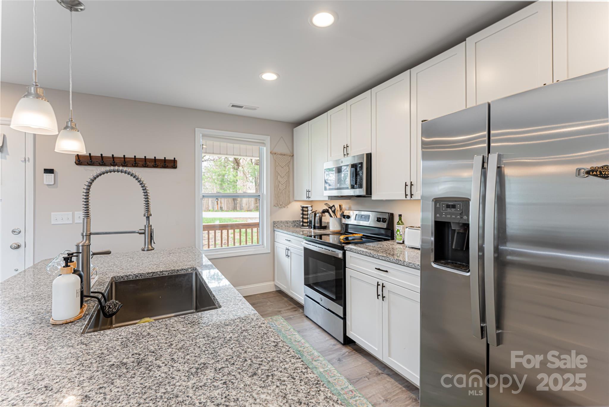 17 Fair Oaks Road Arden, NC 28704 - Photo 10 of 35 Gallery Image 10