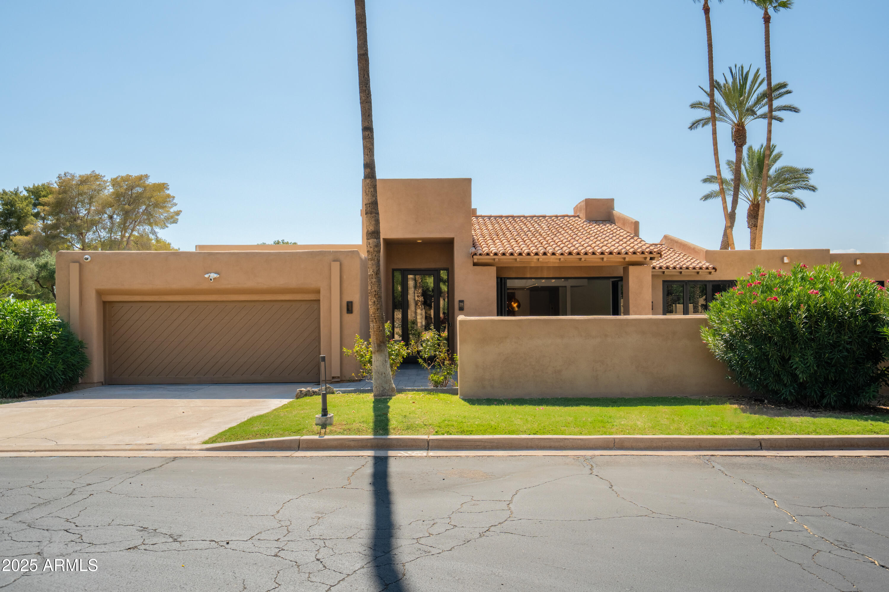 4440 East Camelback Road, Unit 31 Phoenix, AZ 85018 - Photo 21 of 21 Welcome Home!