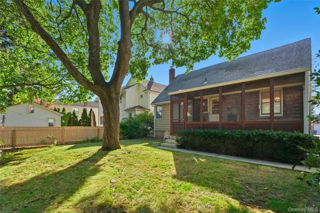 $725,000 | 65 Grant Avenue, Albertson, NY 11507