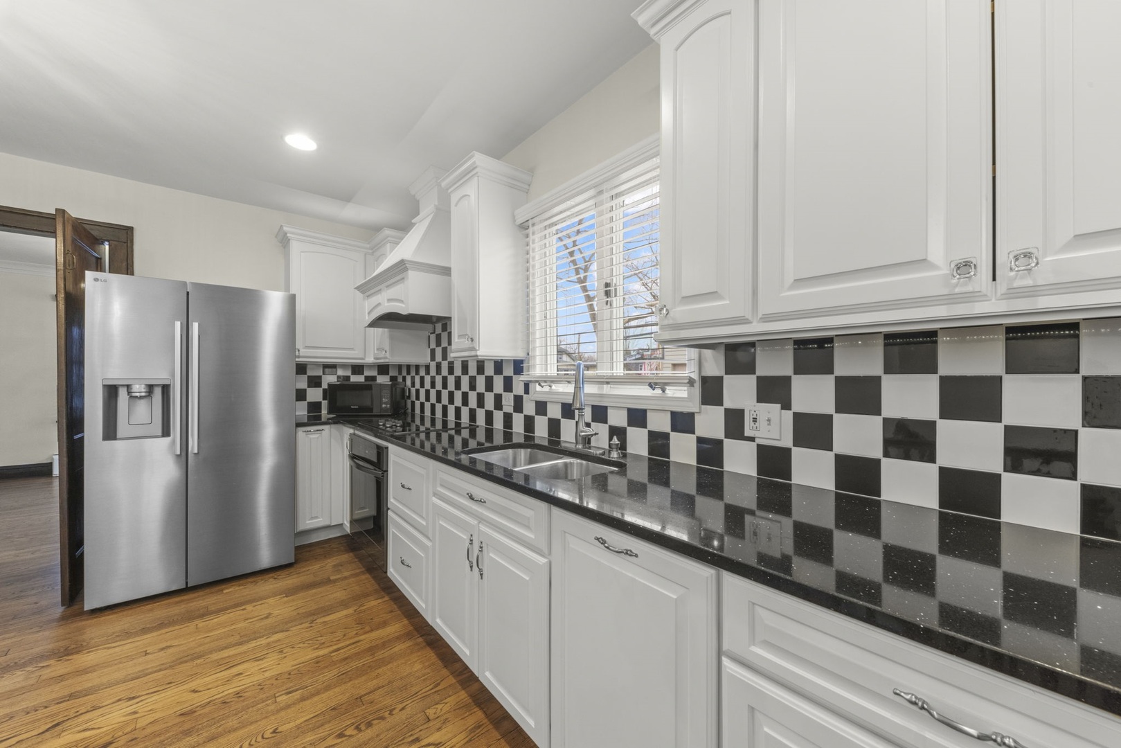 312 South Maple Street Itasca, IL 60143 - Photo 11 of 32