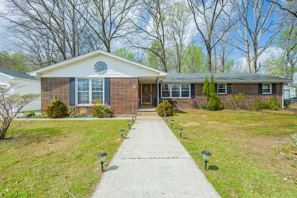 $325,000 | 2308 Eastbrook Road, Estill Springs, TN 37330