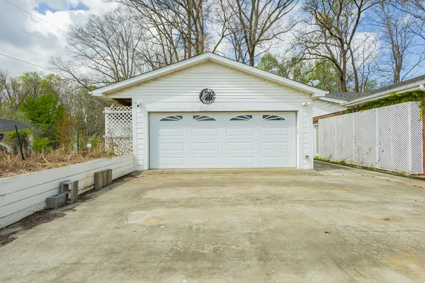 $325,000 | 2308 Eastbrook Road, Estill Springs, TN 37330