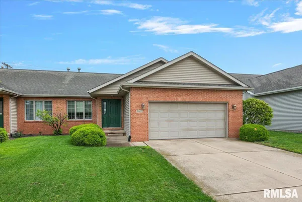 $285,000 | 3817 Sugar Loaf Drive, Springfield, IL 62711