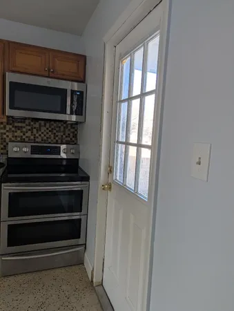 $1,800 | 2736 Seneca Avenue, Fort Pierce, FL 34946