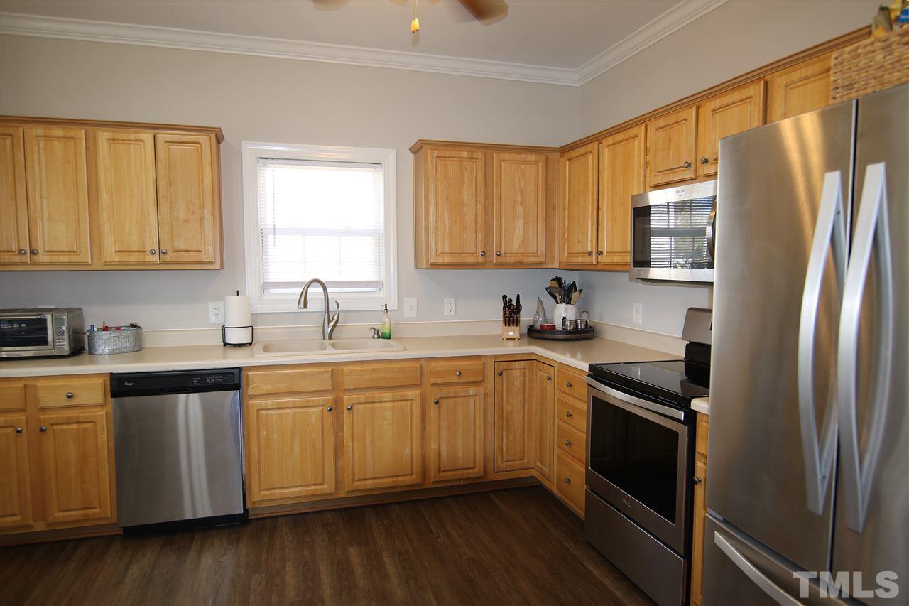 4924 Morning Edge Drive Raleigh, NC 27613 - Photo 8 of 22