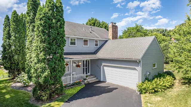 $460,000 | 3013 Bluffs Drive, Mound, MN 55364