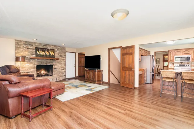 $460,000 | 3013 Bluffs Drive, Mound, MN 55364