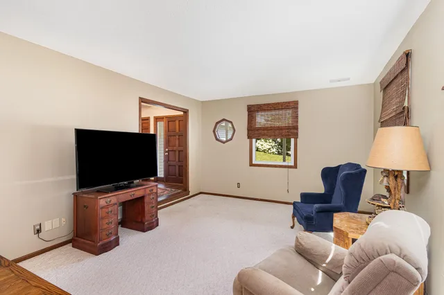 $460,000 | 3013 Bluffs Drive, Mound, MN 55364