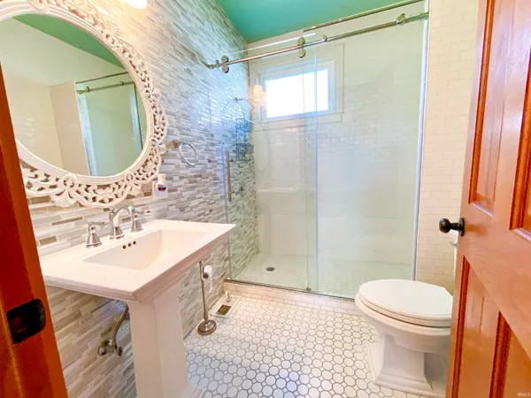 $279,000 | 458 South Jackson Street, Frankfort, IN 46041