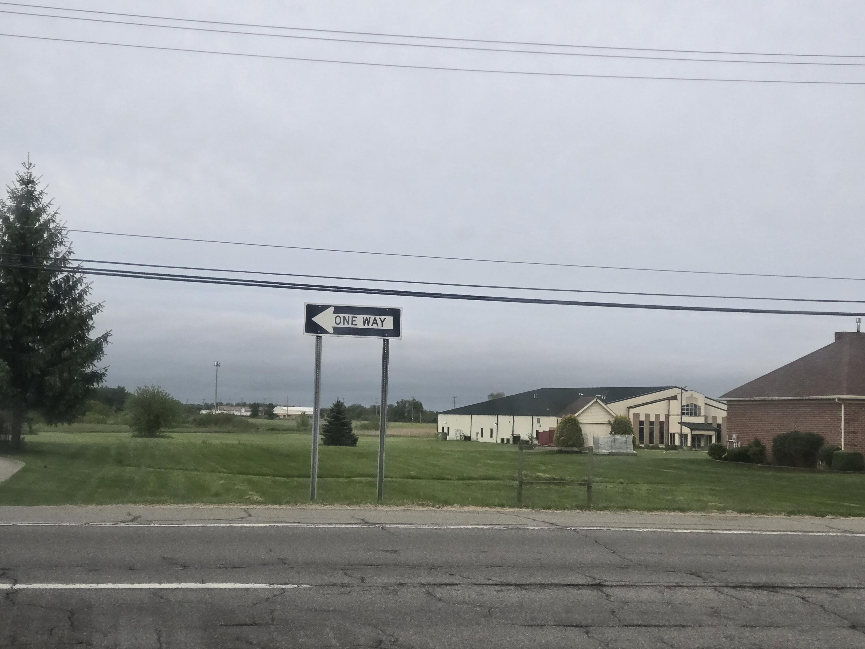 3301 South Custer Road Monroe, MI 48161 - Photo 6 of 6 3301 Custer Pic2