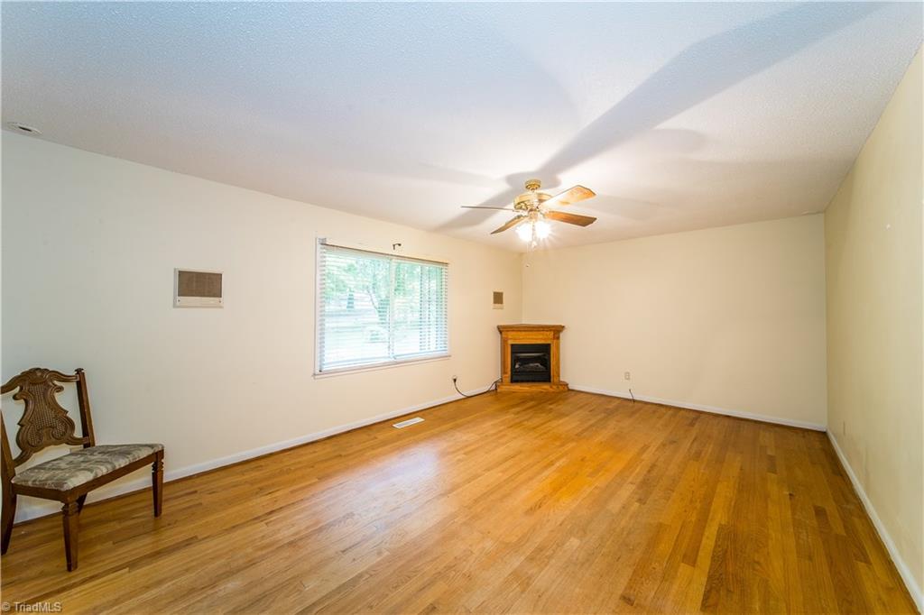 4910 Parsonage Road Summerfield, NC 27358 - Photo 7 of 30 Gallery Image 7