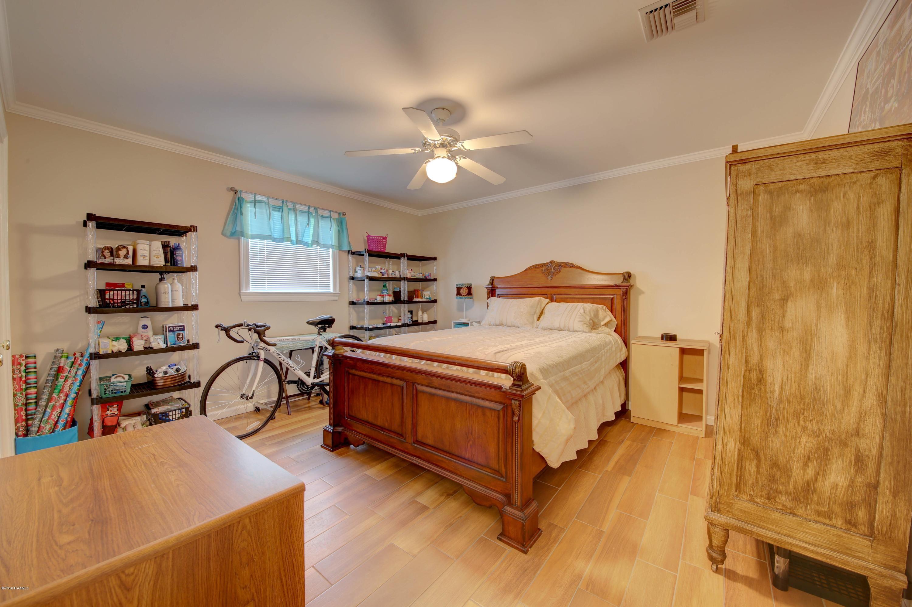 2213 Terre Ruelle New Iberia, LA 70563 - Photo 18 of 26 Gallery Image 18