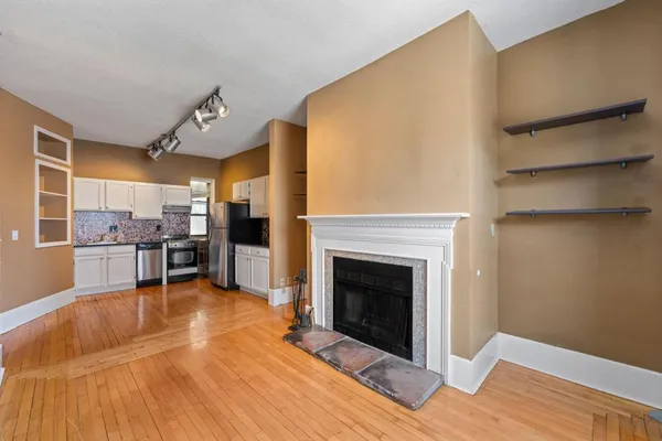 $1,395 | 609 South 9th Street, Unit 8, Minneapolis, MN 55404