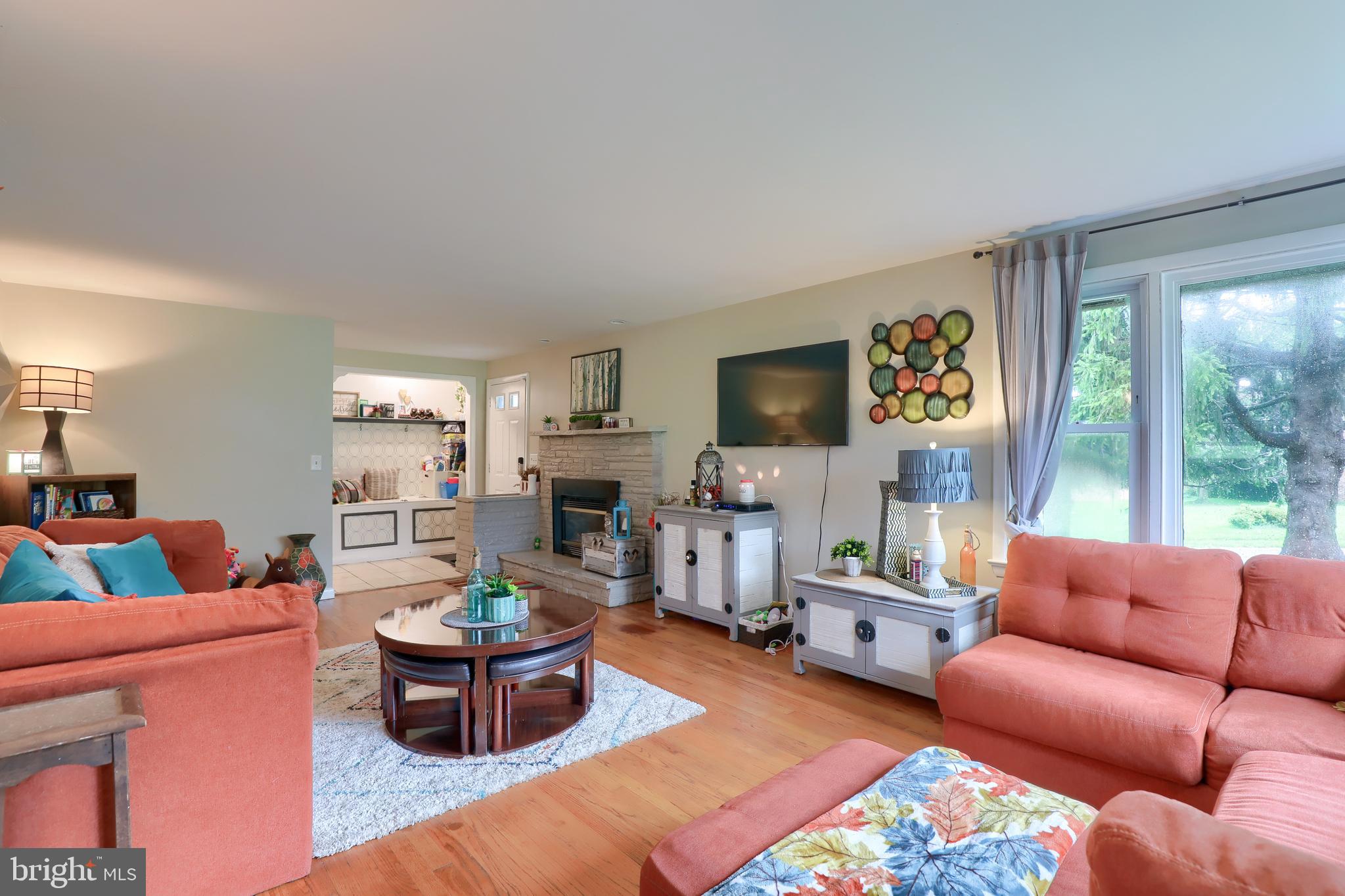 3076 Nolt Road Lancaster, PA 17601 - Photo 6 of 39 Gallery Image 6