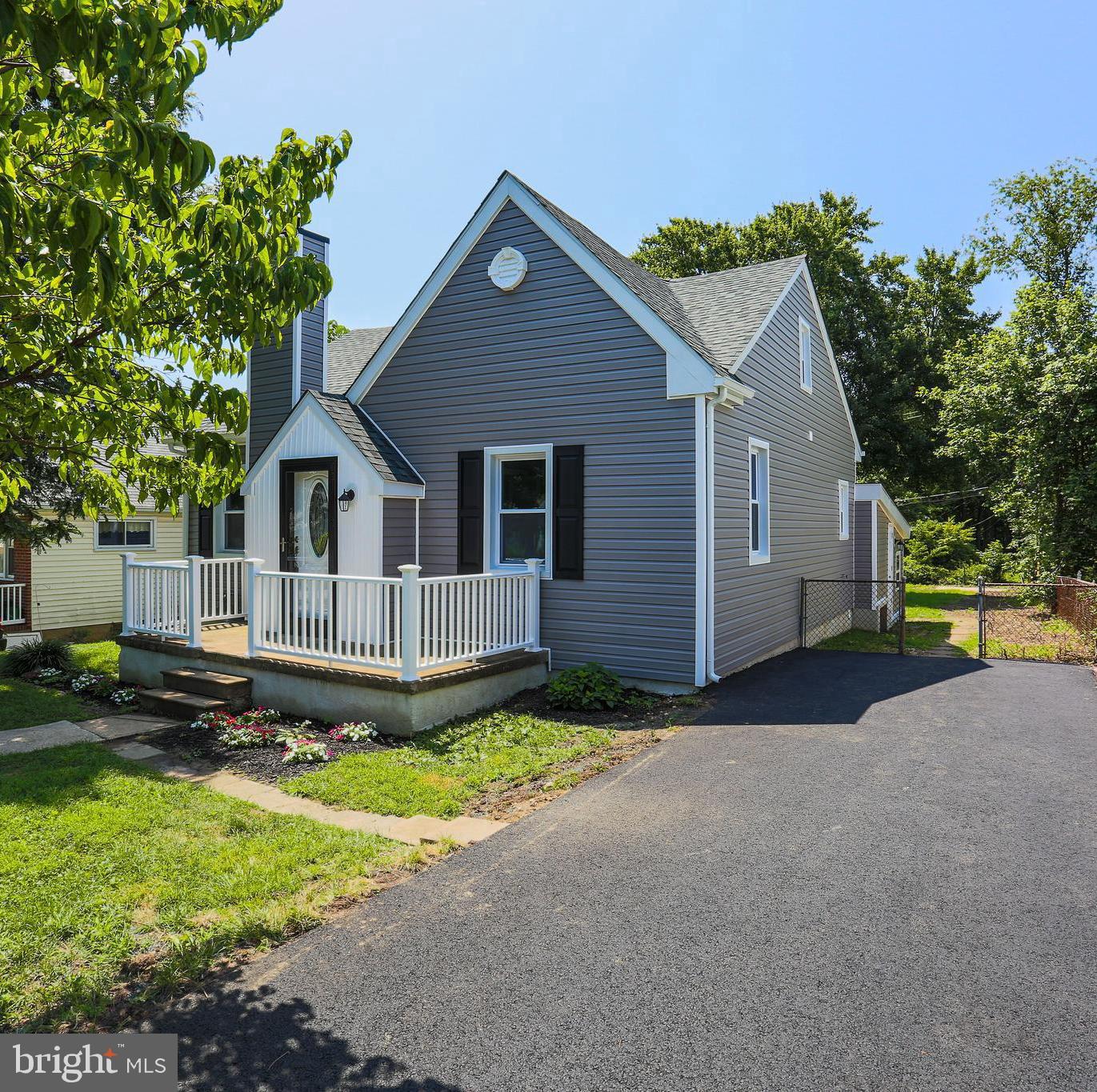 1607 Orlando Road Baltimore, MD 21234 - Photo 4 of 41