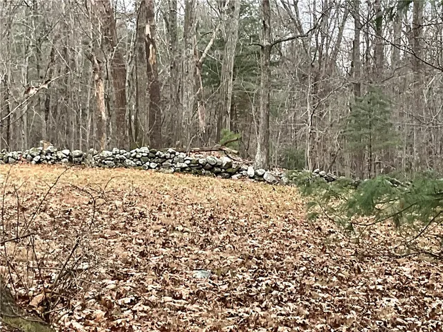 $409,900 | 922 Plainfield Pike, Scituate, RI 02857