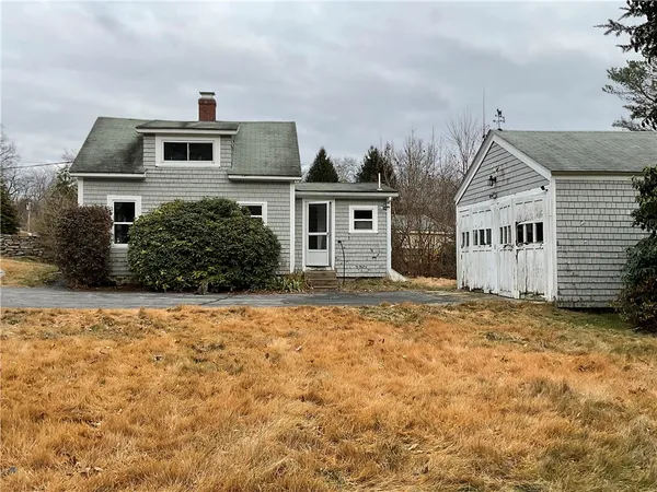 $409,900 | 922 Plainfield Pike, Scituate, RI 02857