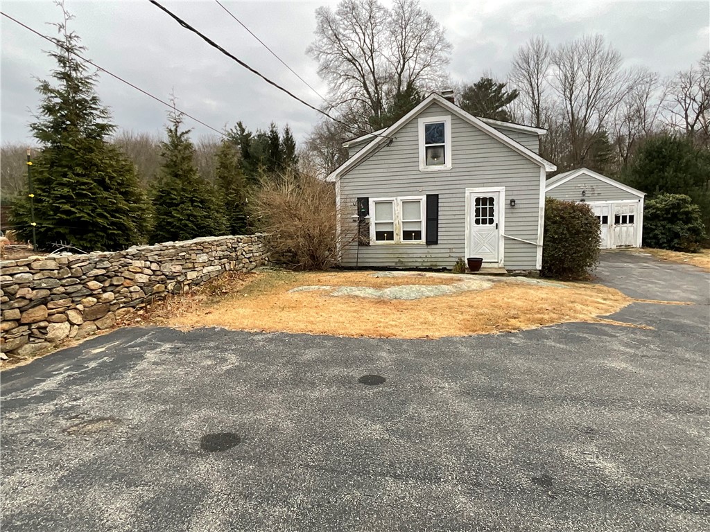 922 Plainfield Pike Scituate, RI 02857 - Photo 5 of 22