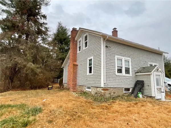 $409,900 | 922 Plainfield Pike, Scituate, RI 02857