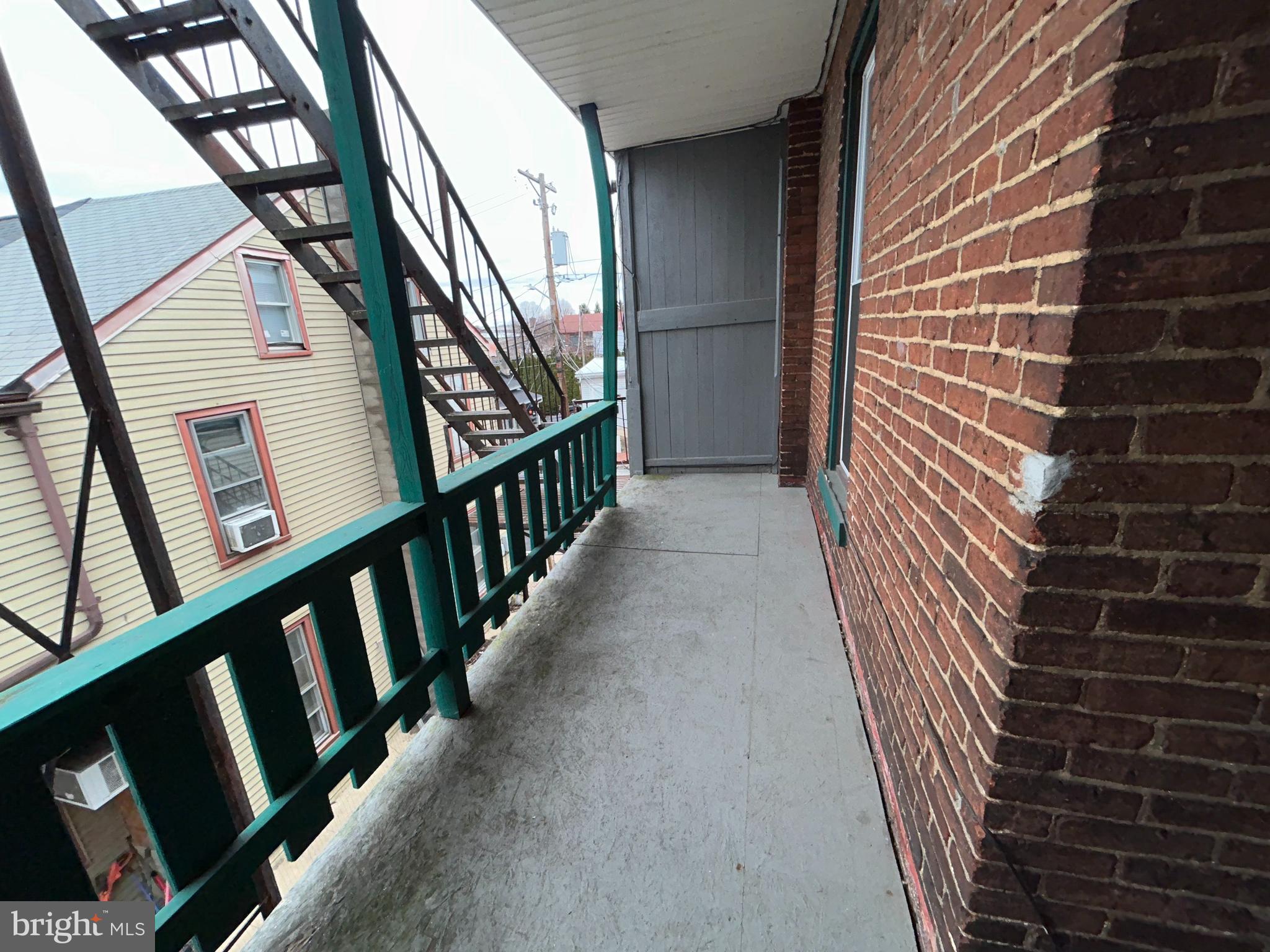 303 Cumberland Street, Unit 2 Lebanon, PA 17042 - Photo 9 of 11