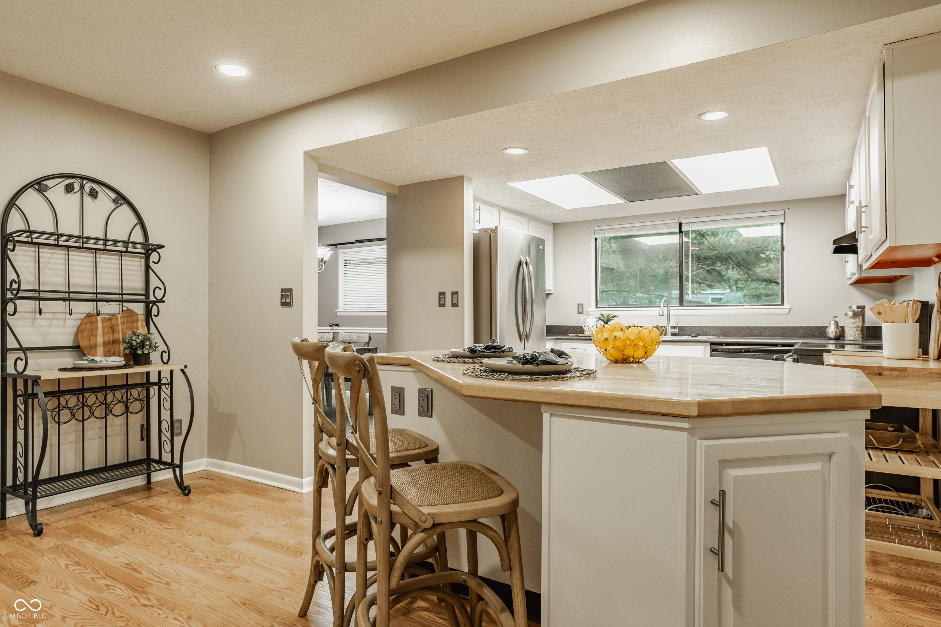 4965 Hawthorne Way Avon, IN 46123 - Photo 12 of 31