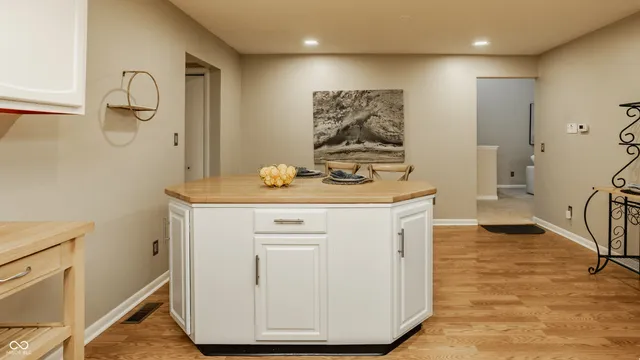 $205,000 | 4965 Hawthorne Way, Avon, IN 46123